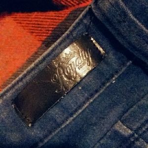 Distressed Royalty Skinnies 9/10s